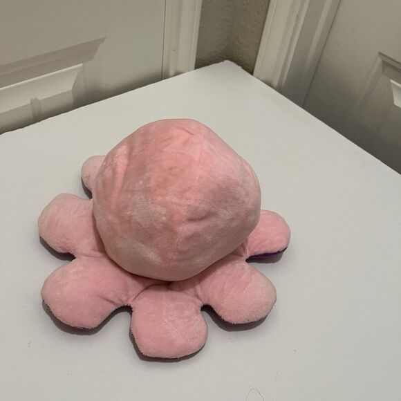 TeeTurtle The Reversible Big Octopus Plush Show Your Mood 9" Pink and Purple - Picture 7 of 7